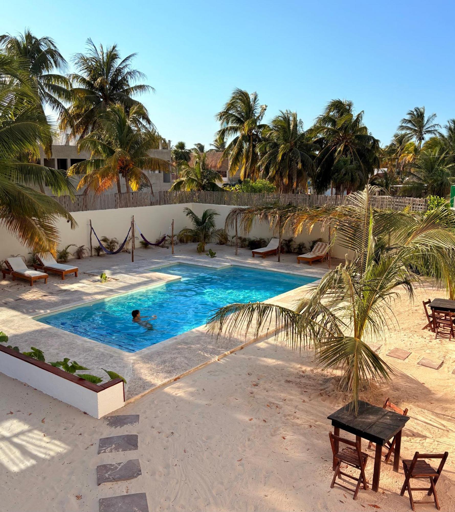 Mexhe Hotel 엘 쿠요 외부 사진